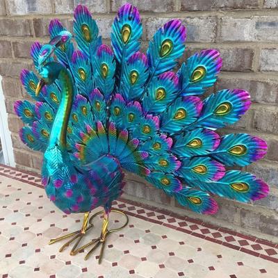 Metal Peacock Statue Garden Decor Peacock Sculpture Outdoor Peacock Spreading Its Tail Statue for Lawn Yard Decoration