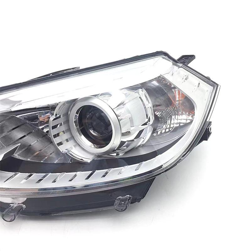 Compatible 15-16 Zhonghua V3 Headlight Assembly with LED High/Low Beam Bulb