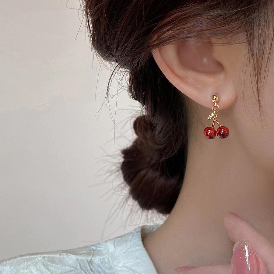 Sweet Red Cherry Pendant Necklace Dangle Stud Earrings Zircon Set Shiny Gold Chain White Rhinestone Women Trendy Zircon