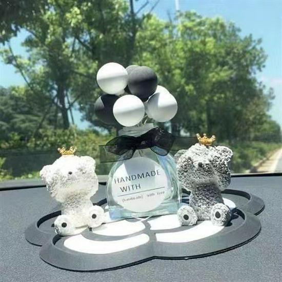 Creative Car Accessories: Cute Confession Balloons & Perfume Ornaments for Interior Decoration