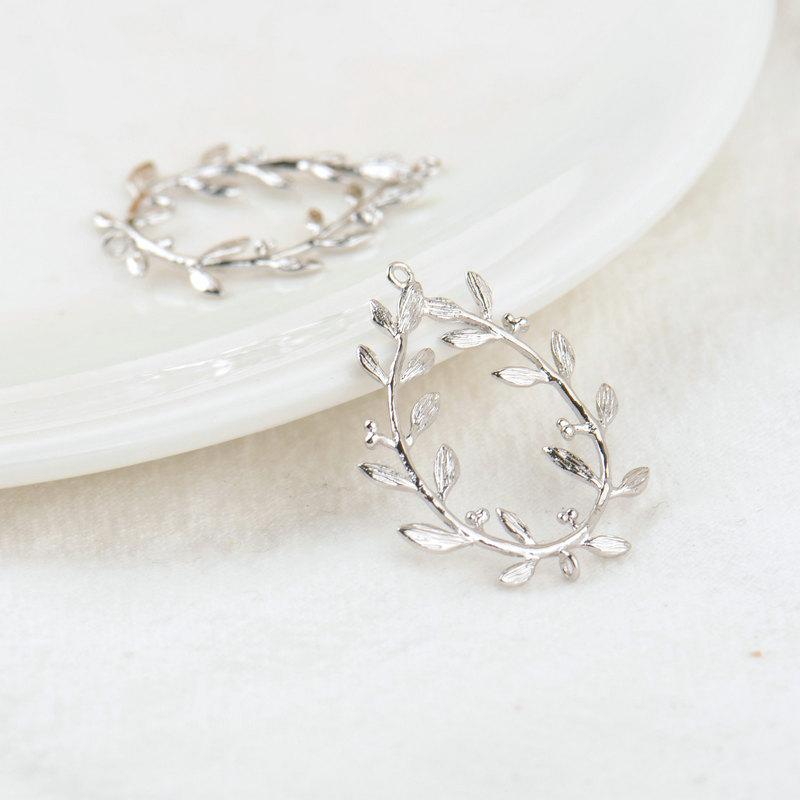 (827)6CPS 23x30MM 24K Gold Color Plated Brass Hollow Flower Vine Charms Pendants High Quality For DIY Jewelry Making