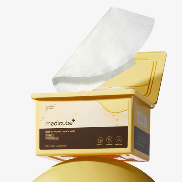 Medicube Deep Vita C Daily Quick Mask 350ml (30 Sheets)  (3 Options)