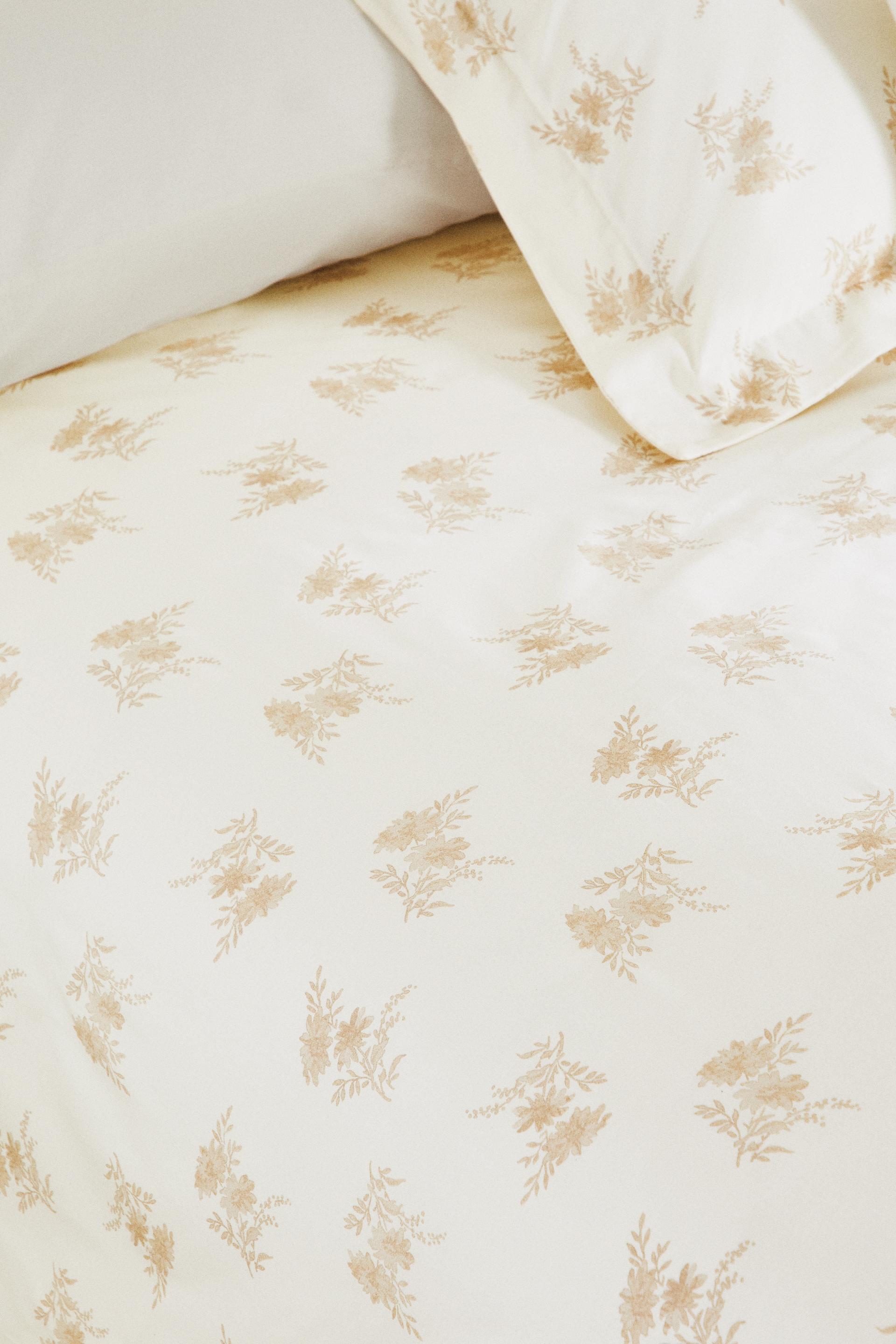 

ПОДОДЕЯЛЬНИК С ЦВЕТОЧНЫМ ПРИНТОМ