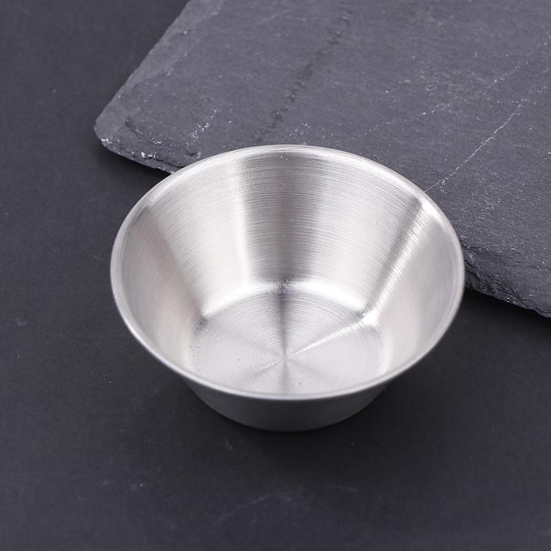 

1Pc Stainless Steel Small Round Seasoning Dish Hot Pot Dipping Bowl Soy Sauce Cup Sushi Vinegar Soy Saucer Container Tray серебряный