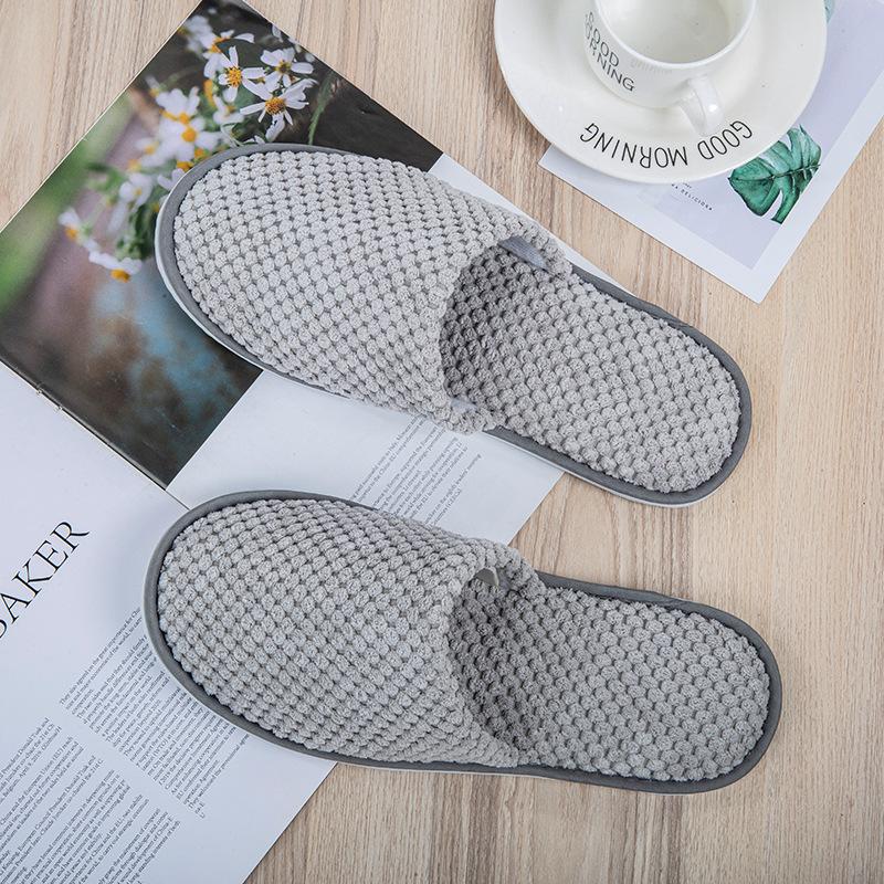 Disposable Slippers Hospitality Home Indoor Homestay Hotel Clubhouse Men's and Women's Coral Fleece Thickened Travel