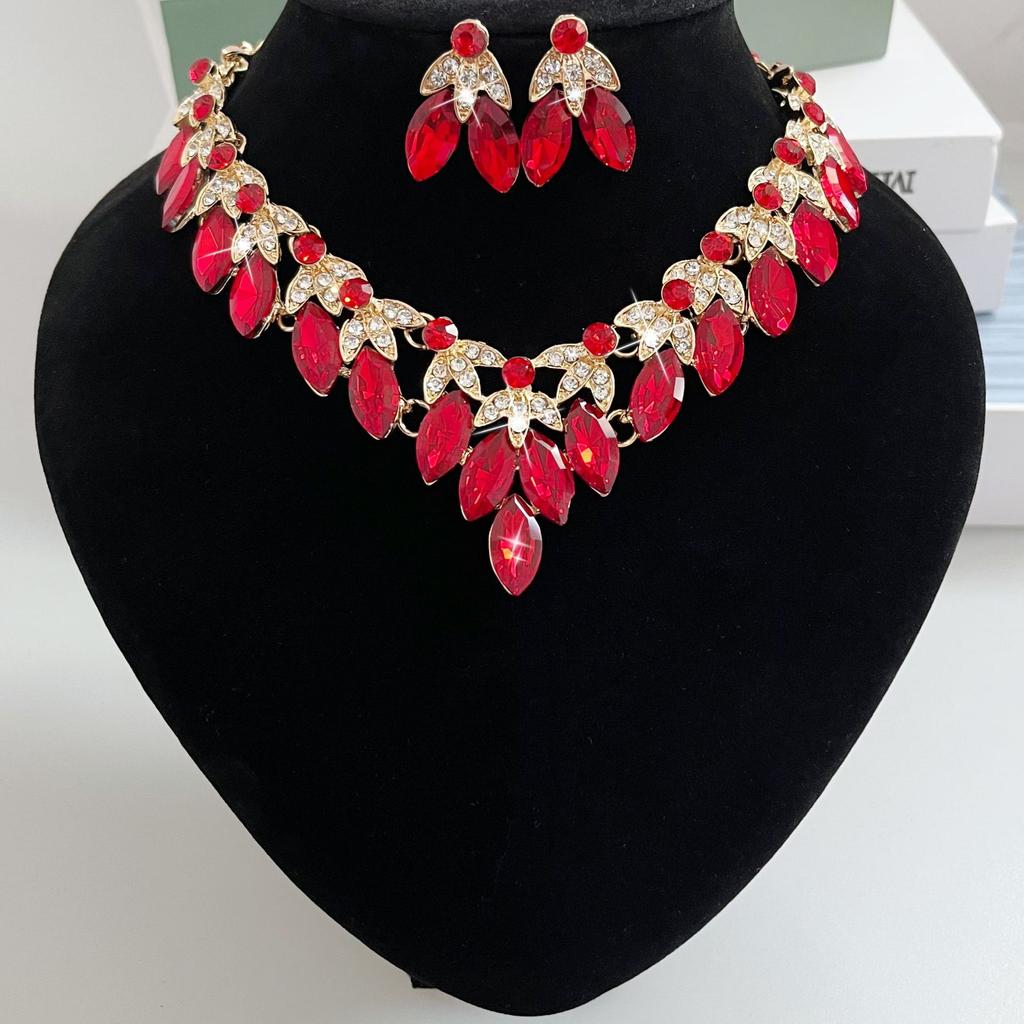 Hot Sale Jewelry Wedding Dress Bride Hollow Full Diamond Women's Necklace Earrings Bracelet Set