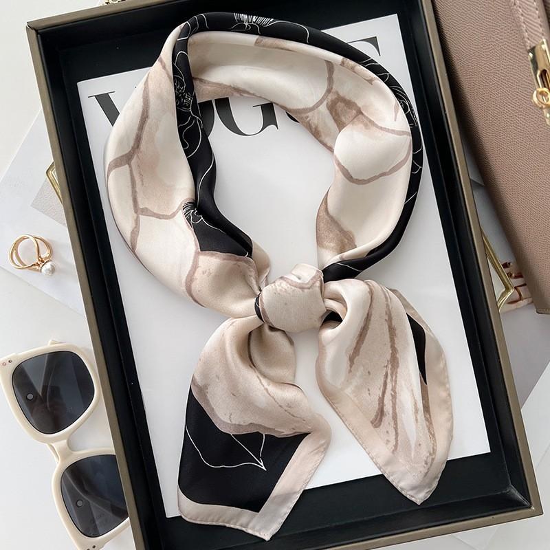 Spring and Summer Graffiti Flowers 71 * 71 Square Scarf Travel Sunscreen Headscarf Practical High-end Scarf for Mother