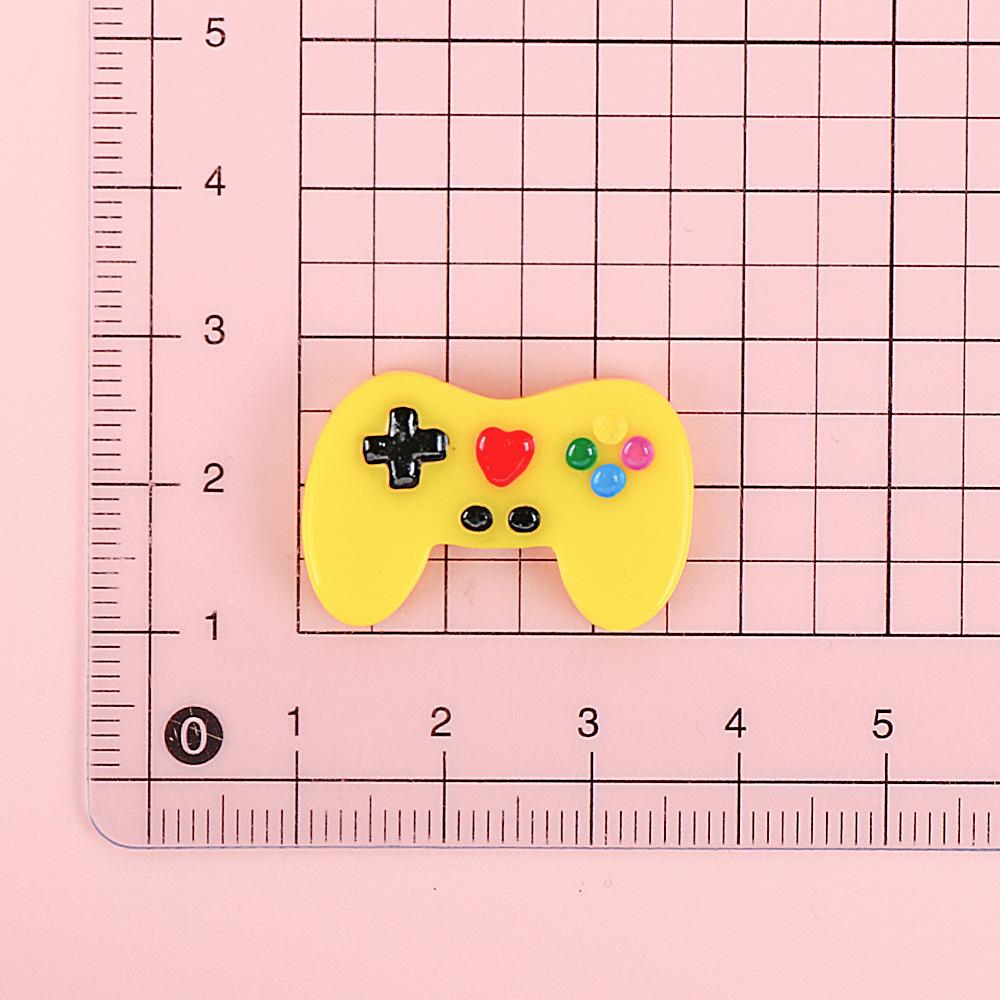 Creative Resin Game Controller Keychain Pendant for DIY Phone Cases