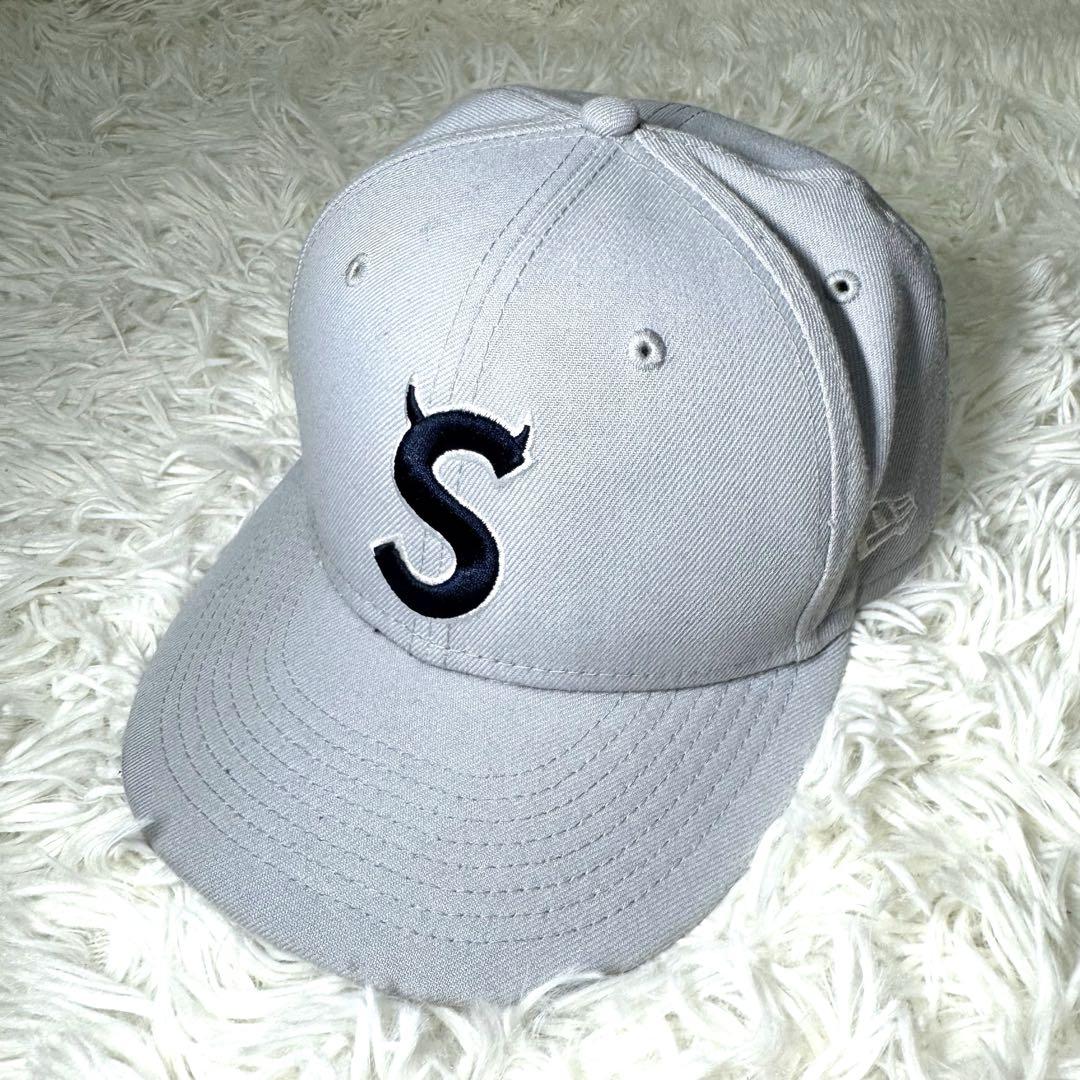 

[USED] Rare Supreme Baseball Cap with Devil Horns