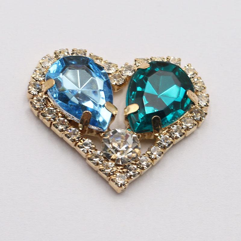 LKERAN 10pcs26 * 28MM Love Rhinestone Acrylic Button DIY Clothing Decoration Wedding Dress Handmade Decoration Accessories