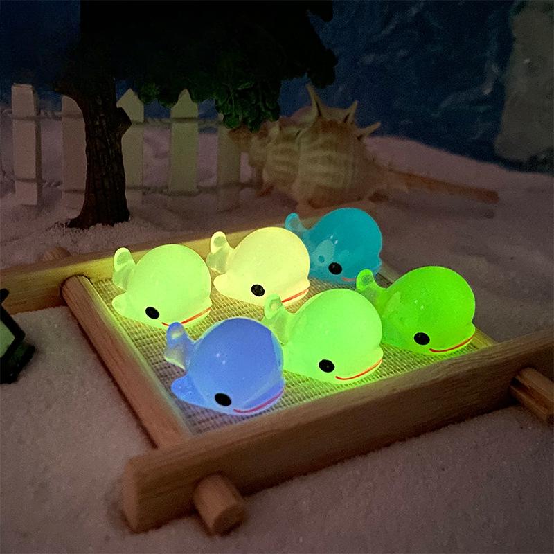 Glow-in-the-dark Dolphin Resin Decoration Cartoon Cute Light Little Dolphin Micro Landscape Fish Tank Diy Decorative Materials Accessories