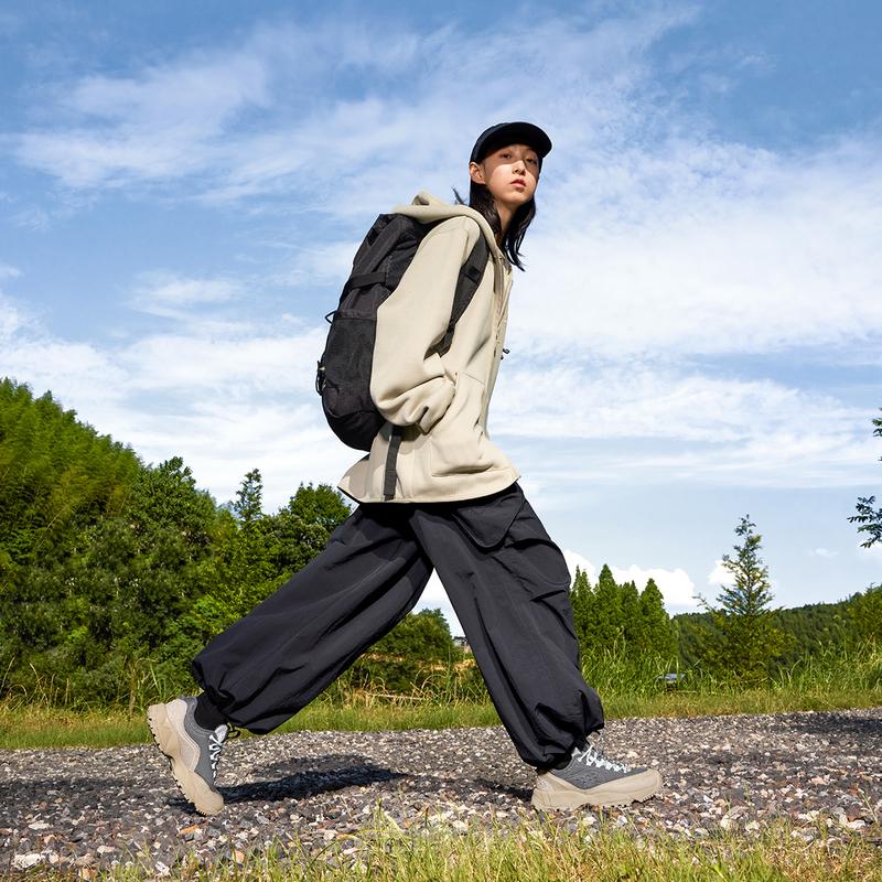 Li Ning Outdoor CF Tracing, Wild Xingshan V2 Cushioning Support Low top Outdoor Hiking Shoes Women's Black Umber AHCU040-2