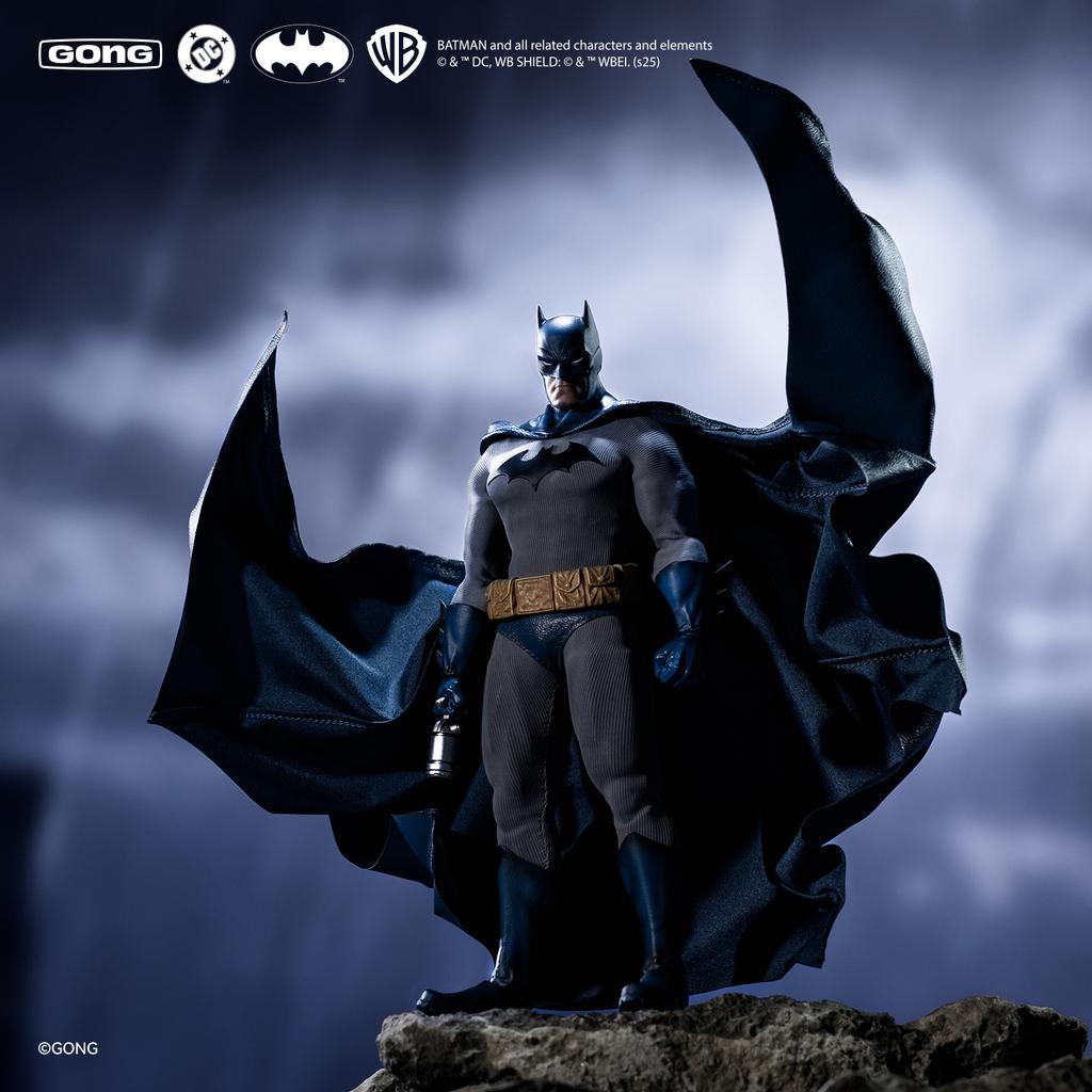In Stock Genuine Gong Dc Silence Batman Cloth Outfit Action Figure Batman Anime Figures 3d Batman Gift Toy Collectible Movable
