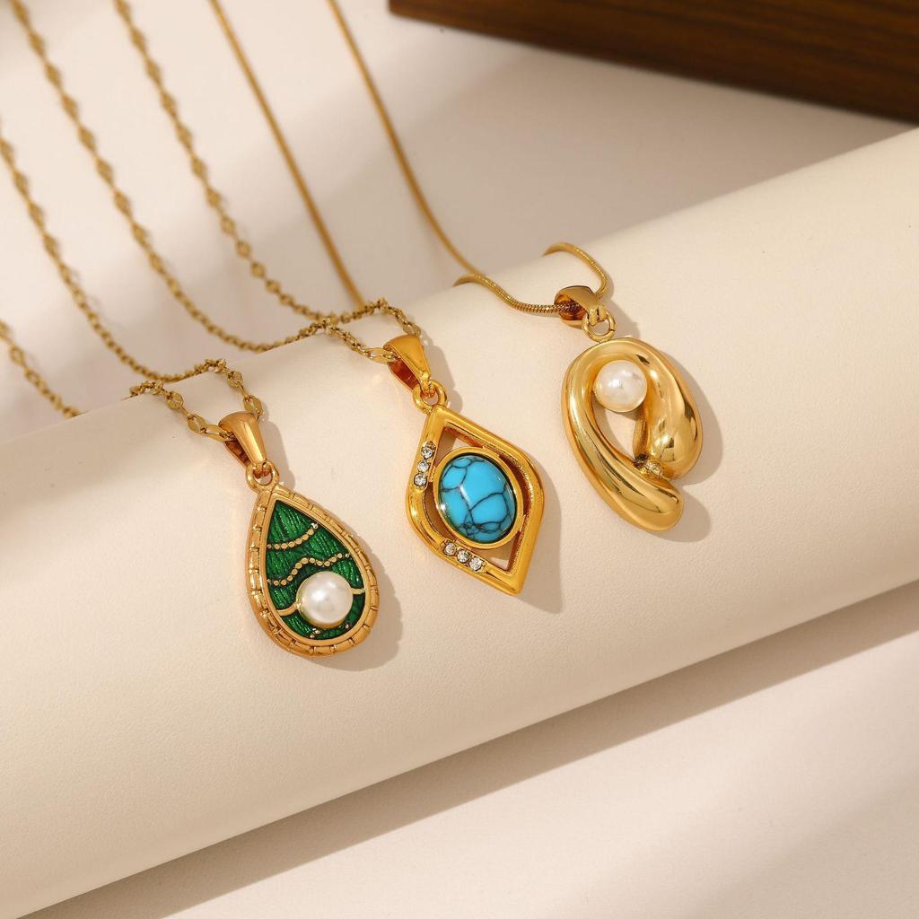 Royal Style Retro Turquoise Pearl Necklace - European Bohemian Women's Customizable Clavicle Chain