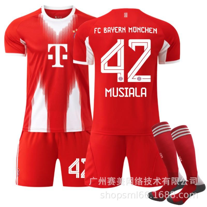 2526 Bayern Domácí 17 Ollise 6 Kimish 9 Kane 10 Musi 14 Dias Fotbalový dres Set