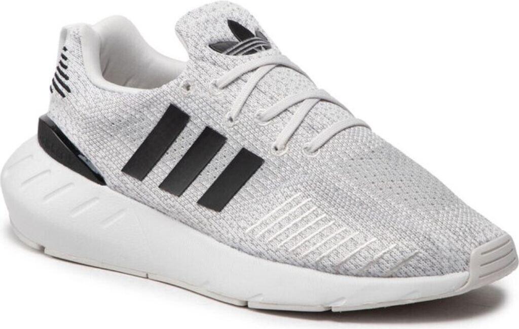 Кроссовки Adidas Swift Run 22 кристально белый/ядерный черный/серый два