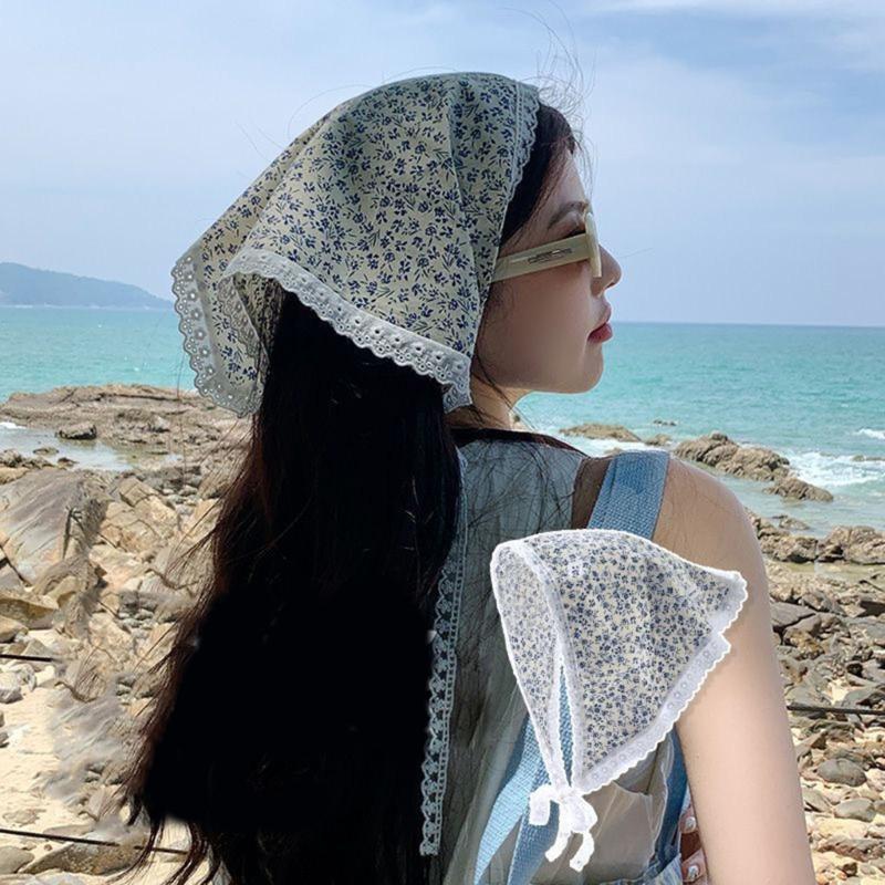 Französischer Stil Blume Dreieckstuch Kopfbedeckung für Frauen Sonnenschutz Kopftuch für modische Frauen zum Tragen