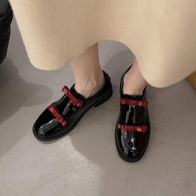 Fashion Brand New 2025 Chic Women's Shoes Fashion Sweet Bow Tie Patent Leather Slip On Comfort Loafers Flats with Low Heel