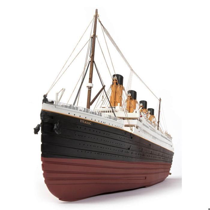 Maquette bateau en bois : rms titanic