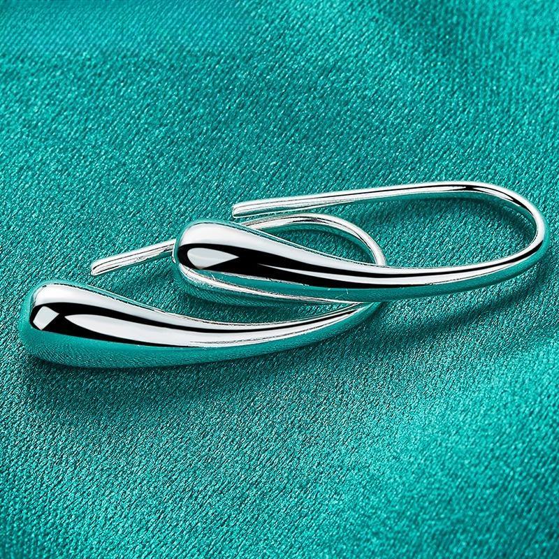 Einfache tropfenförmige Silberohrringe, Damen-Nischendesign-Ohrringe, Modeschmuck für den Alltag