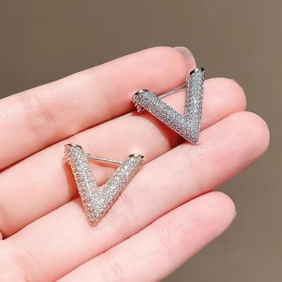 Women Brooch Sparkling Rhinestones Inlaid V-Shaped Design Lapel Pin Sweater Scarf Bag Badge Jewelry Accessories