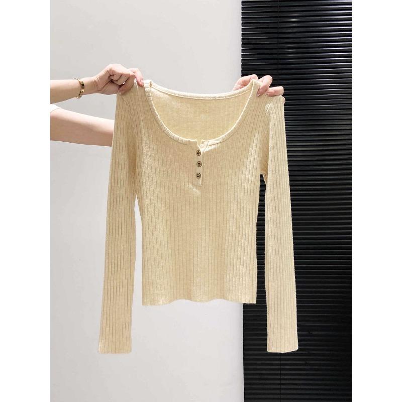 Skinny bottom top with exposed collarbone Women's autumn semi-open neck button pit strip short long-sleeved knitted sweater