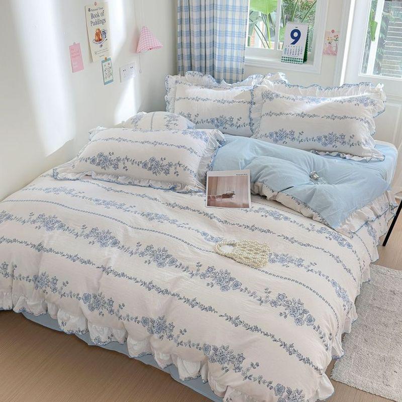 Ultra-Soft Double Layer Gauze Princess Style Bed Set: 4-Piece Lace Set with Bed Sheet, Duvet Cover, and Fitted Sheet