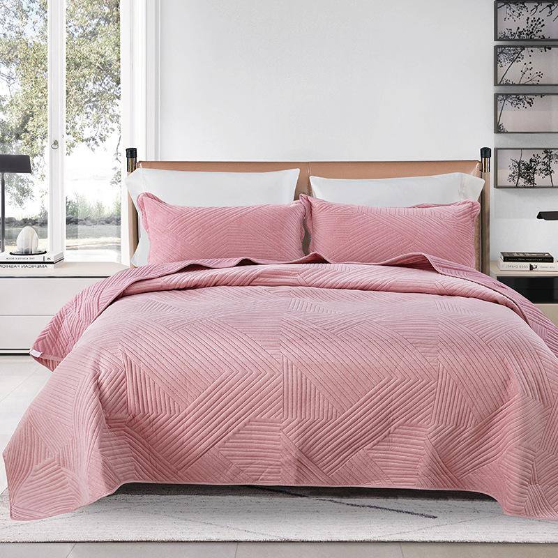 Crystal Velvet Laminated Cotton Bed Cover Quilted European Leisure Cover Blanket Home Bedding