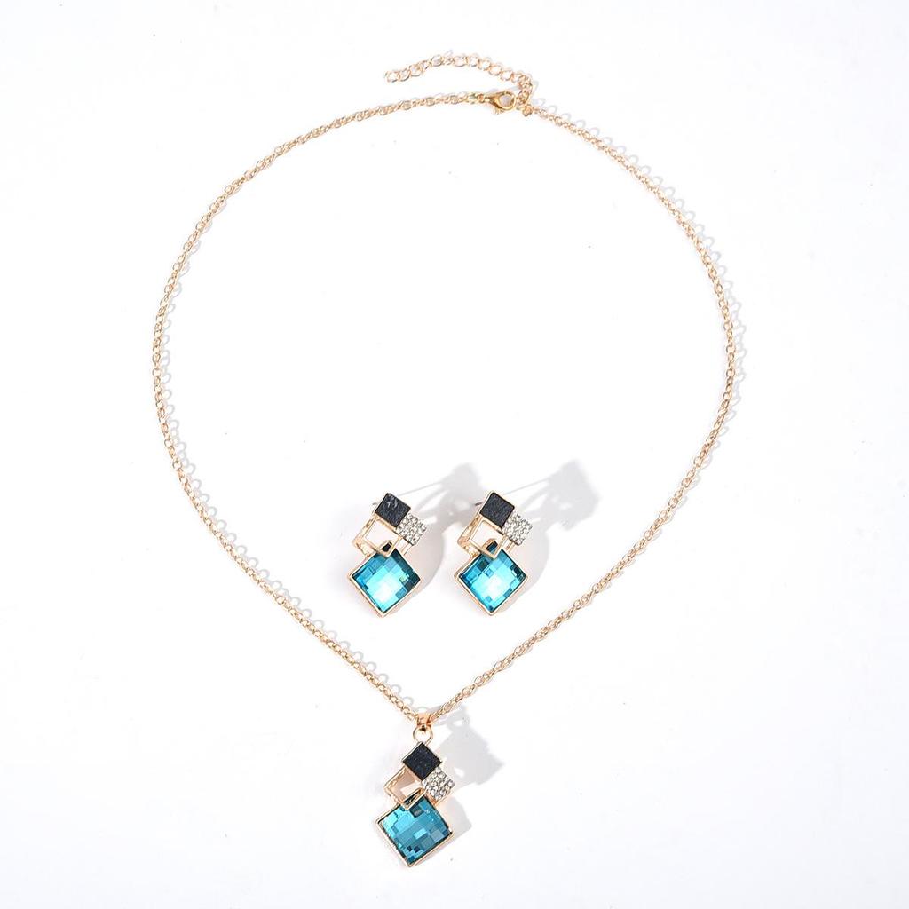 Ensemble Collier Carré & Boucles d'Oreilles Style Coréen - Bijoux de Mariée Simples, Élégants & Polyvalents