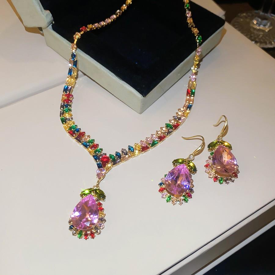 Set di Orecchini e Collana con Diamanti a Goccia: Lussuosa Collana Girocollo con Pendente Gioiello per Donna