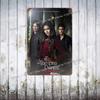 The Vampire Diaries Poster Decorativo in Metallo Segno di Latta Vintage Segno Metallico Placca Decorativa per Pub Bar Man Cave Club Decorazione Murale