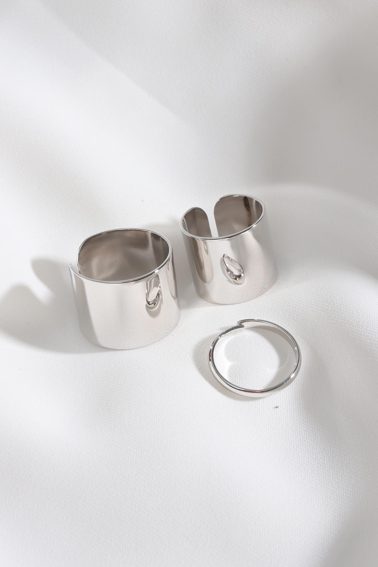 

Набор из 3 серебряных колец