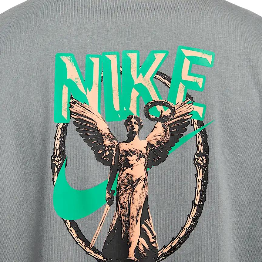 Nike T Shirts Men's Smoke Gray Crew Neck Moderate Straight Fit HJ3691-084