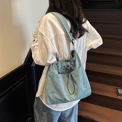 Large-capacity Bag Women's New Summer Casual Lightweight Shoulder Bag Commuter Bucket Bag