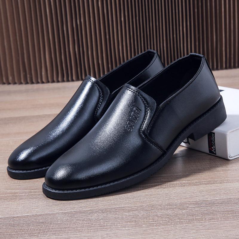 Men's Black Leather Slip-On Loafers - Business Casual & Formal, Soft Sole Non-Slip for Middle-Aged and Elderly.
