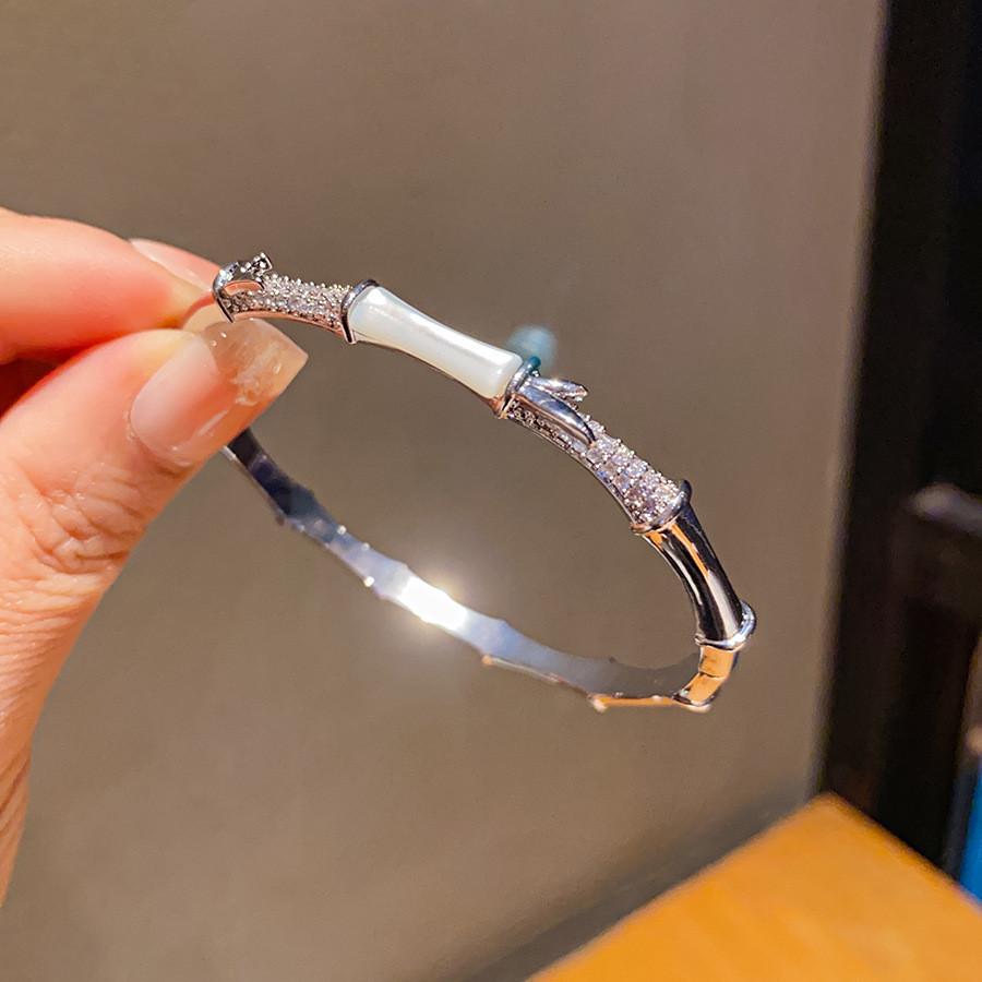 

Traditional Chinese Style Jewelry Copper Zircon Pearl Bamboo Bangle For Women срібний