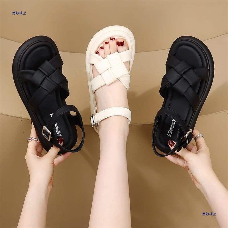 Sports Sandals Women's Summer 2025 New Roman Flat-bottomed Woven Soft-soled Lightweight Student Non-slip One-word Beach Shoes