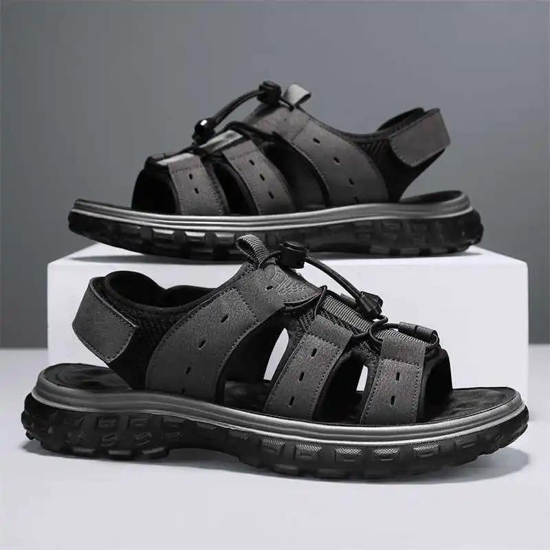 Fashion Ventilation Sumer Designer Trainer Summer Slippers Men Shoes Light Sandals Sneakers Sport Flatas Sapato Tenix Shooes