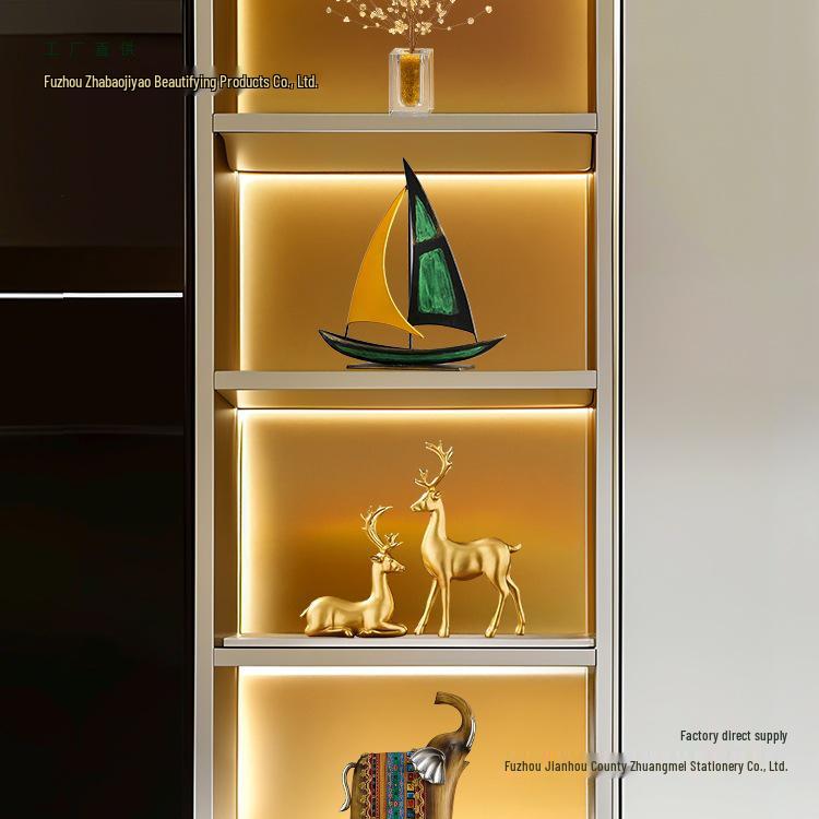 Retro Sailboat Model Ornament: Luxurious Decor for Living Room, Office, or Cabinet