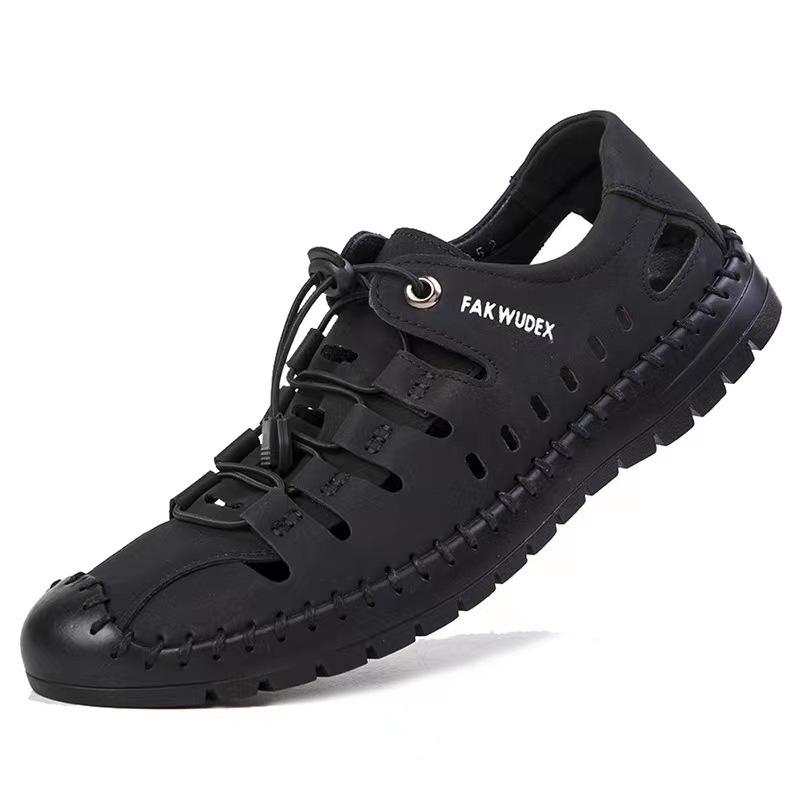 2025 Summer Shoes Men's Korean Version Cool Leather Shoes Fashion Bag Head Hole Shoes Casual Sports Shoes Men's Sandals
