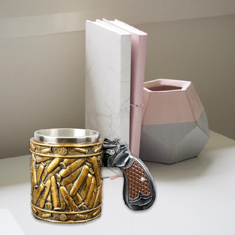 High-quality Western Revolver Gun With Ammo Bullet Beer Mug for Collecting