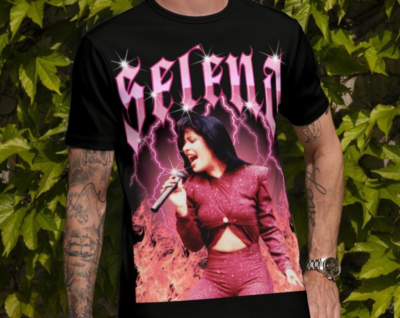 Selena Quintanilla Vintage Unisex T-Shirt | Mexican Artists Shirts | Selena Quintanilla Merch | Selena Quintanilla Gift | Graphic Tee L