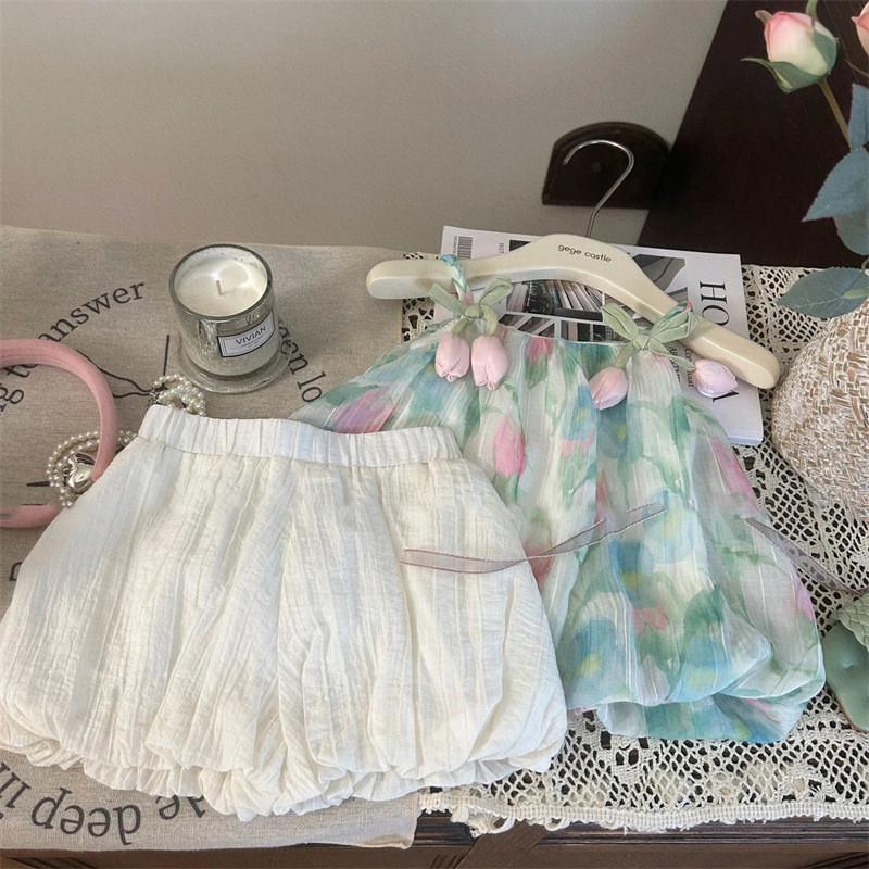 

Korean Style Floral Print Summer Outfit For Girls Two Piece Set Sleeveless Top And Shorts OffWhite Shorts,140