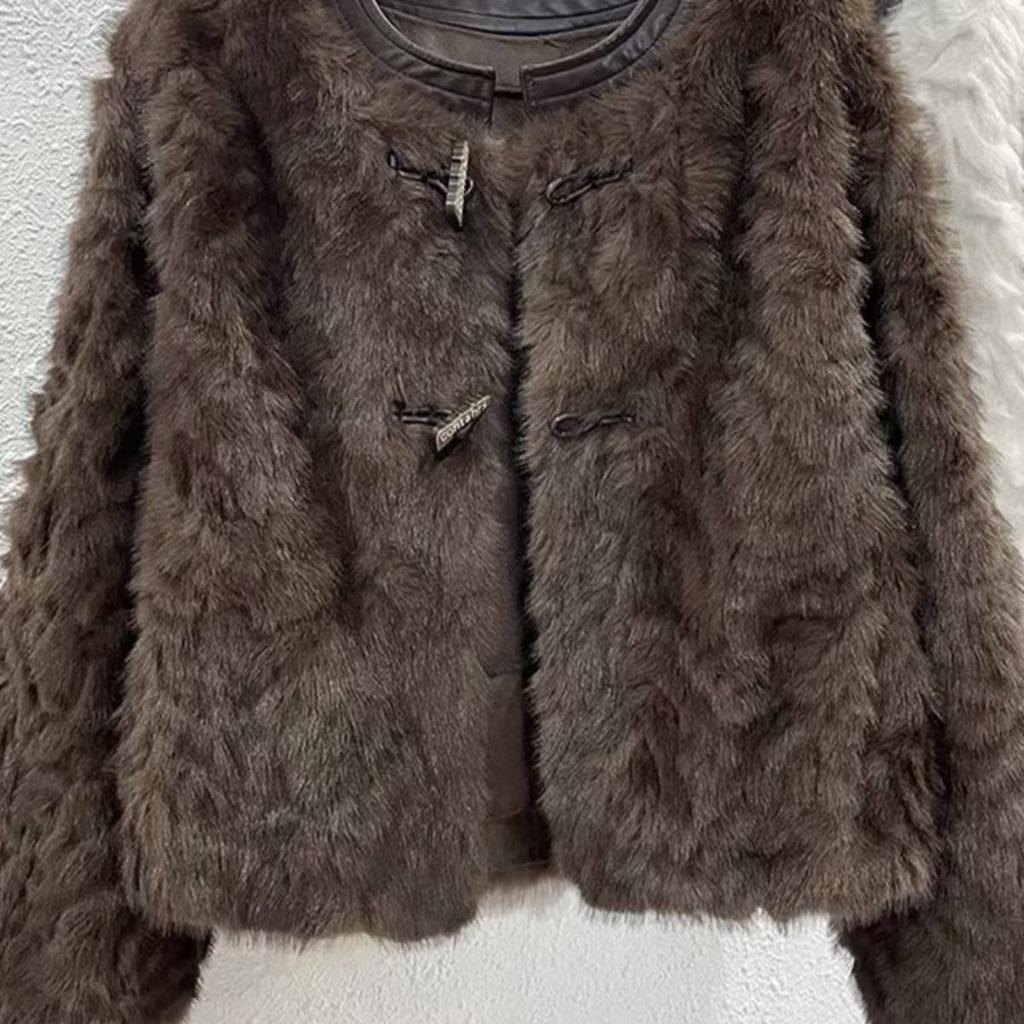 New high-end women's clothing imported small foreign hair round neck fur celebrity high sense versatile short coat women