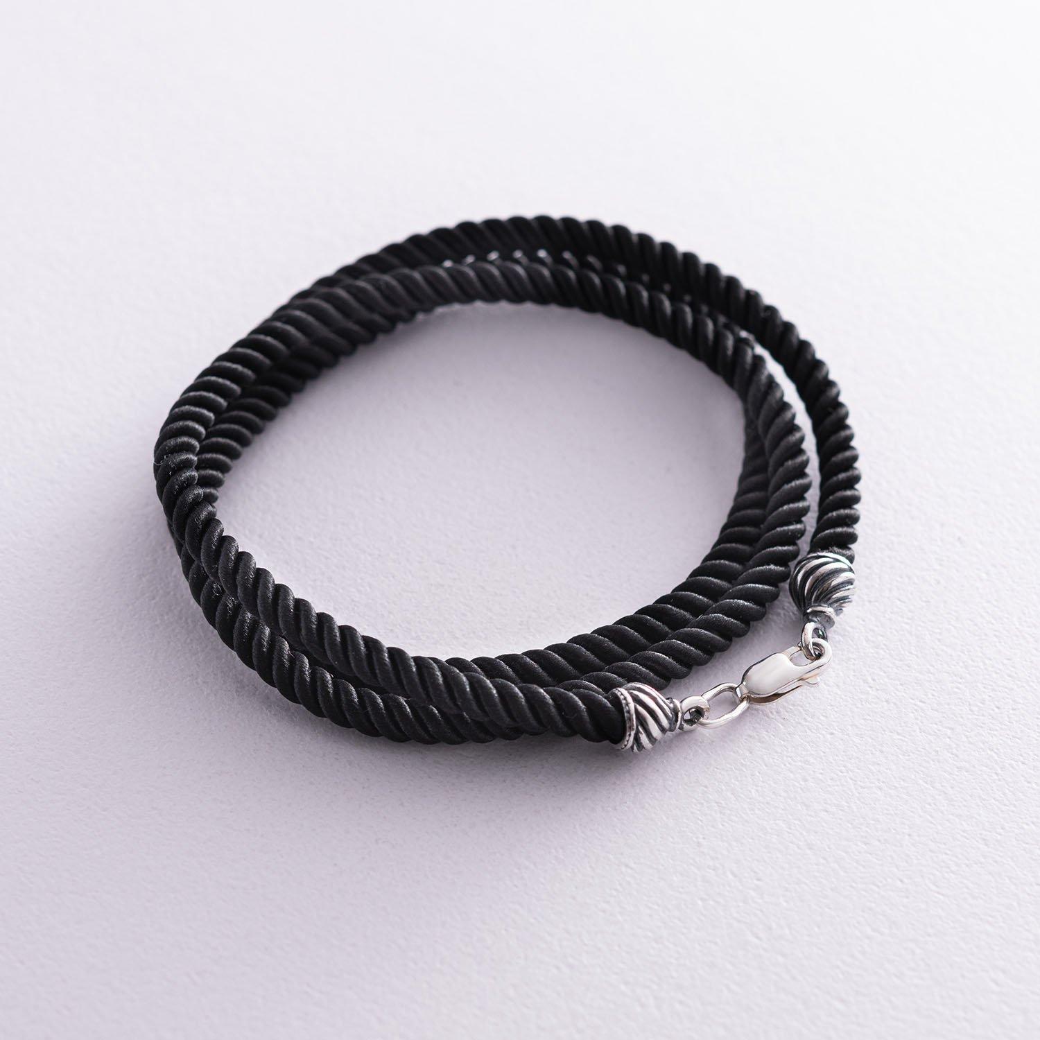 

Шовковий шнурок зі срібною застібкою (4мм) Oniks 40 срібний