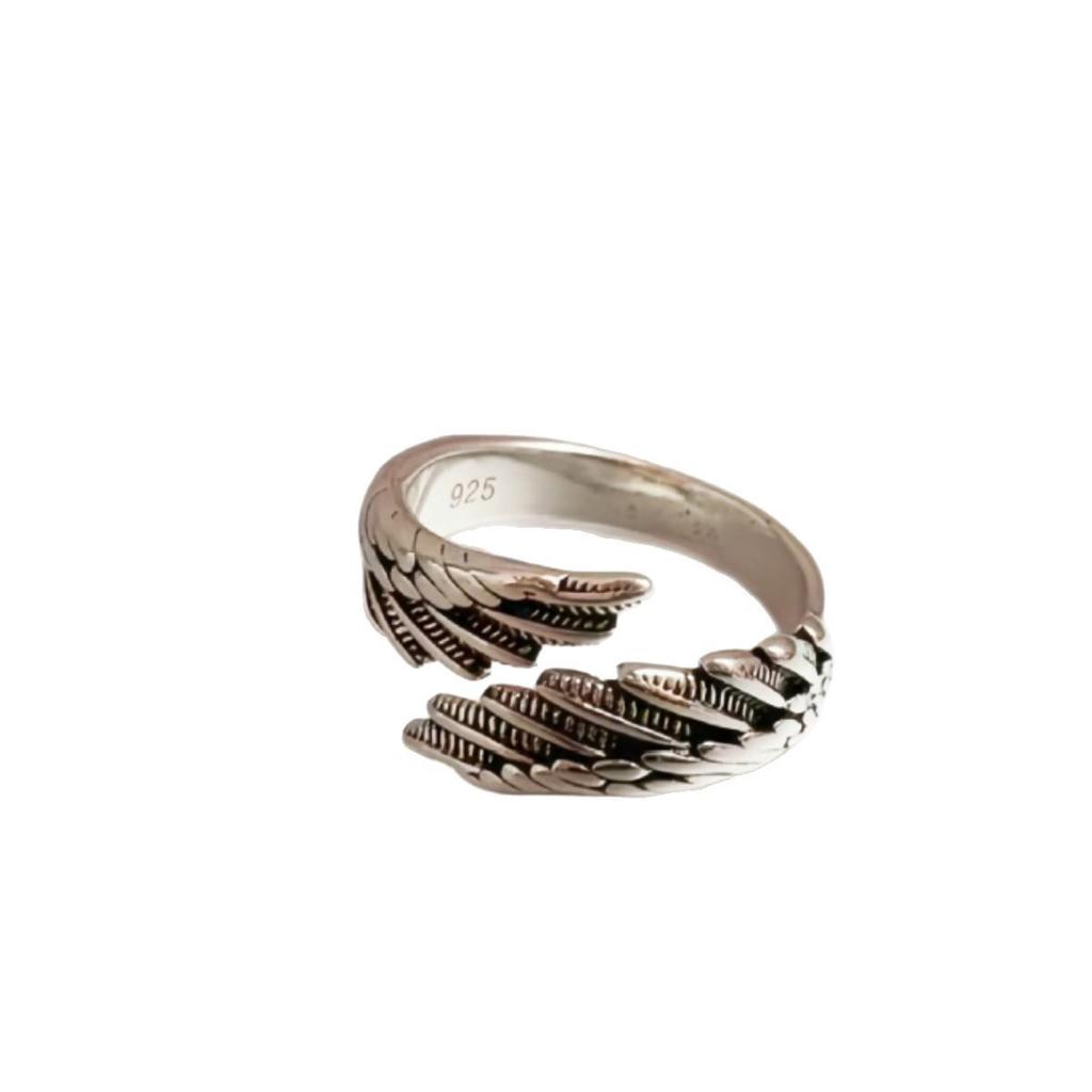 Retro Angel Wings Fashion Ring - Simple Versatile Design