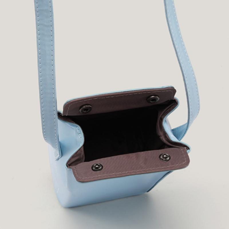 Damen Niedliche Erdbeer-Print Umhängetasche - & Rosa Pastell Tragetasche mit Verstellbarem Riemen, Druckknopfverschluss, Geräumiges Innenfach für Alltag, Arbeit