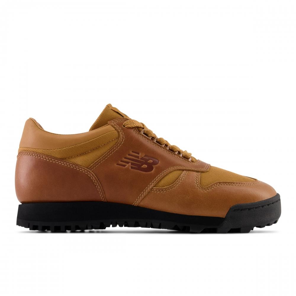 

New Balance Rainier Low UALGSTBC
