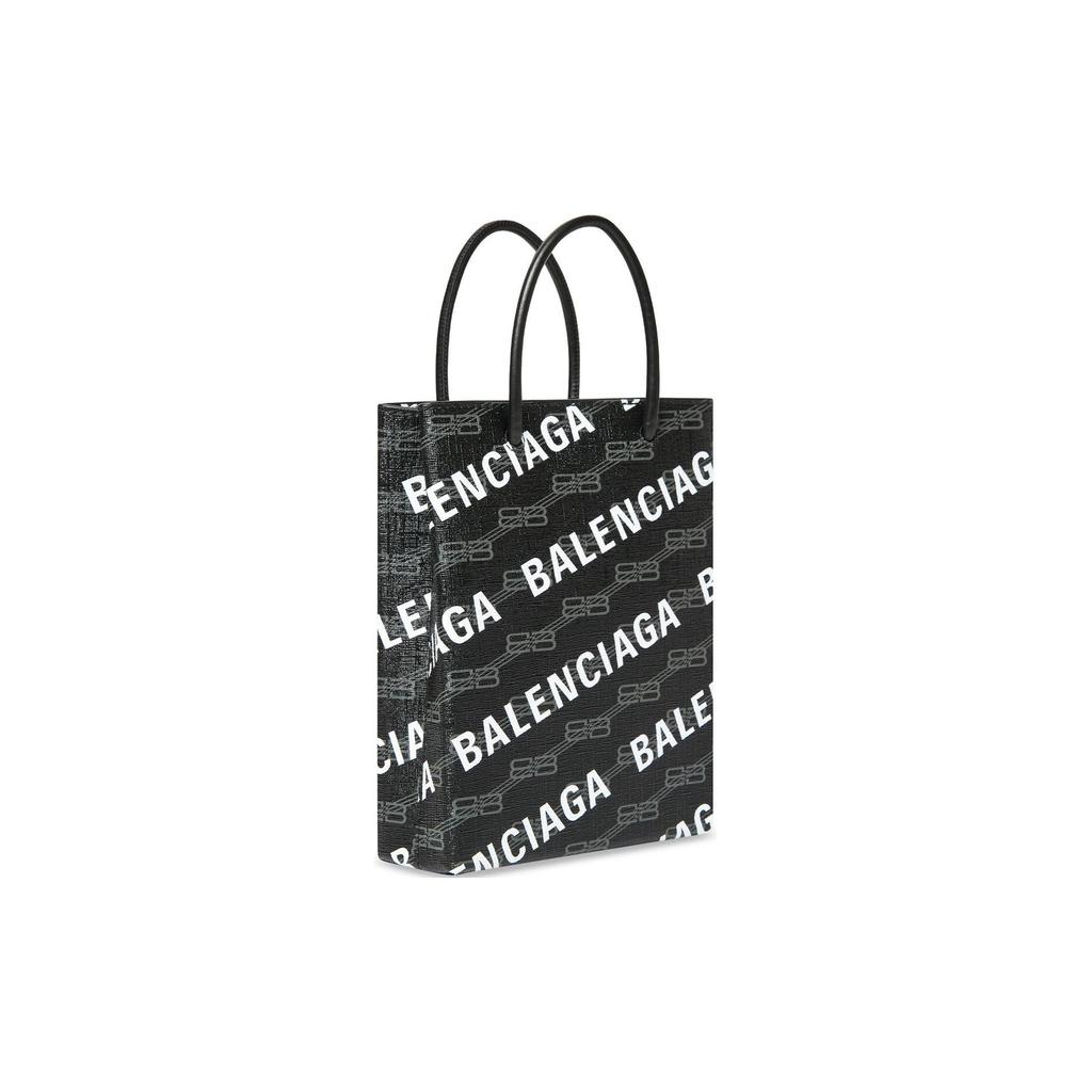 Balenciaga Série Bb Monogram Potisk loga Nastavitelný odnímatelný ramenní popruh Potahované plátno Velká ramenní crossbody taška Tote 693805210HB1060