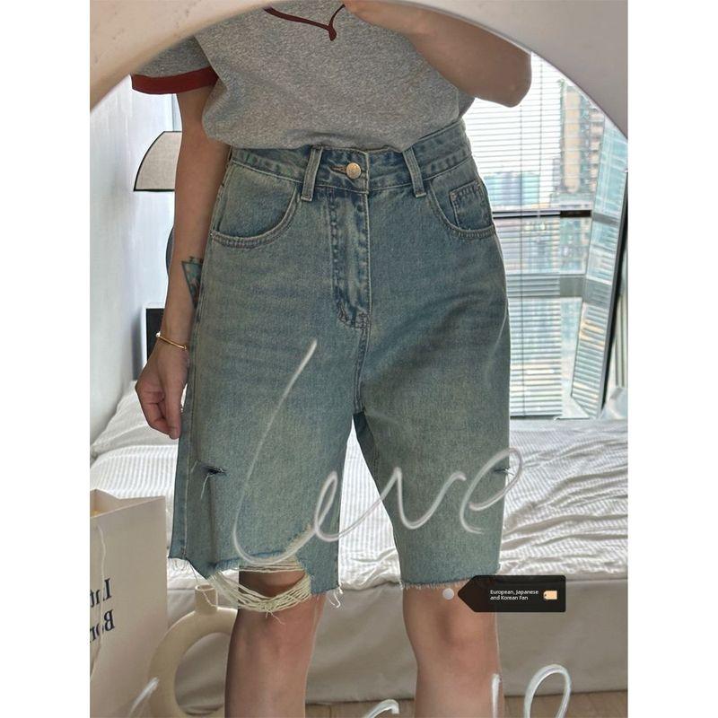 

Plus Size Retro Water Washed Hole Fifth Jeans Women s Summer Stylish High Waist Loose Straight-leg Wide Leg Middle Pants Tide Blue L [Suggested 52.50 kg-60.00 kg]]